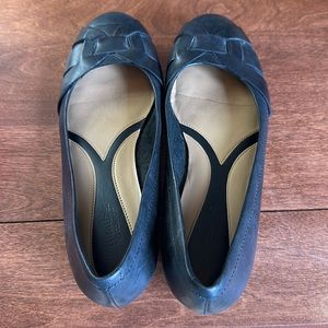 Black Naturalizer Flats